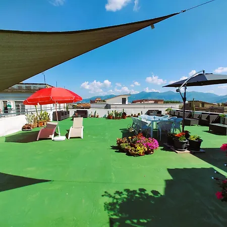 Palazzo Di Donna Panoramic Terraces And Private Parking Strategic To Amalfi Coast, Pompei, Napoli Holiday home *