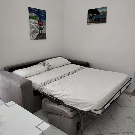 Palazzo Di Donna Panoramic Terraces And Private Parking Strategic To Amalfi Coast, Pompei, Napoli Holiday home